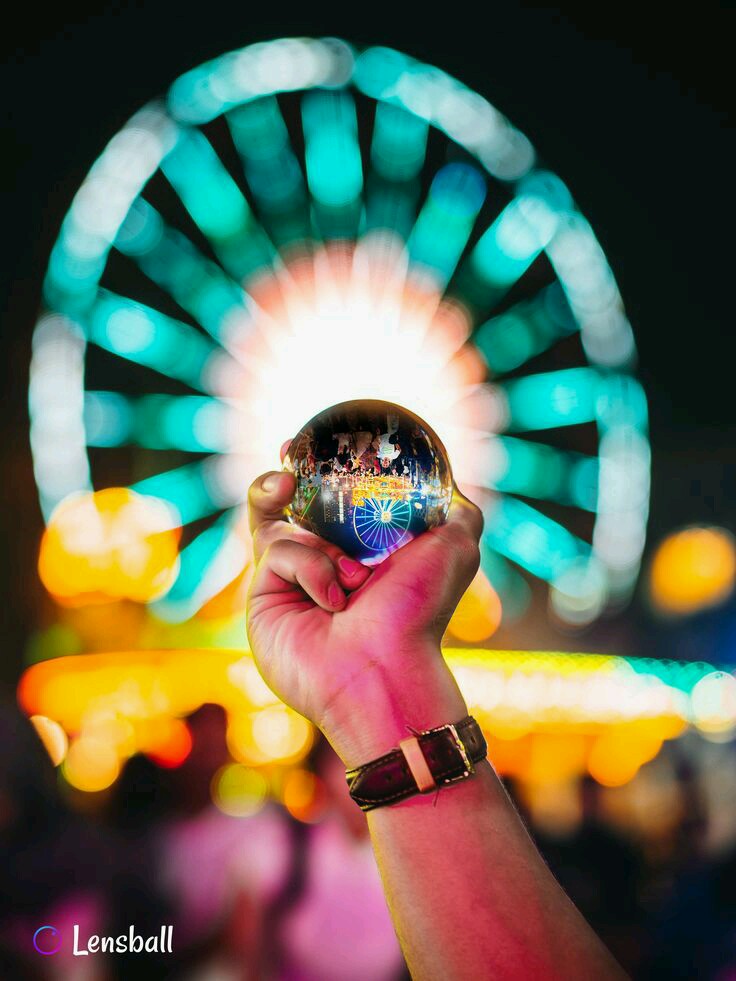 Lensball1's tweet photo. Free hnds
@Lensball1
1.8+ million stock🎆 photos of lens ball, audios &amp; templates✏ Inspire you with stunning ideas📷#lensball #clearball #graphicdesign #stockimag https://t.co/skjdqgOgDt https://t.co/KjyymRx4mE
