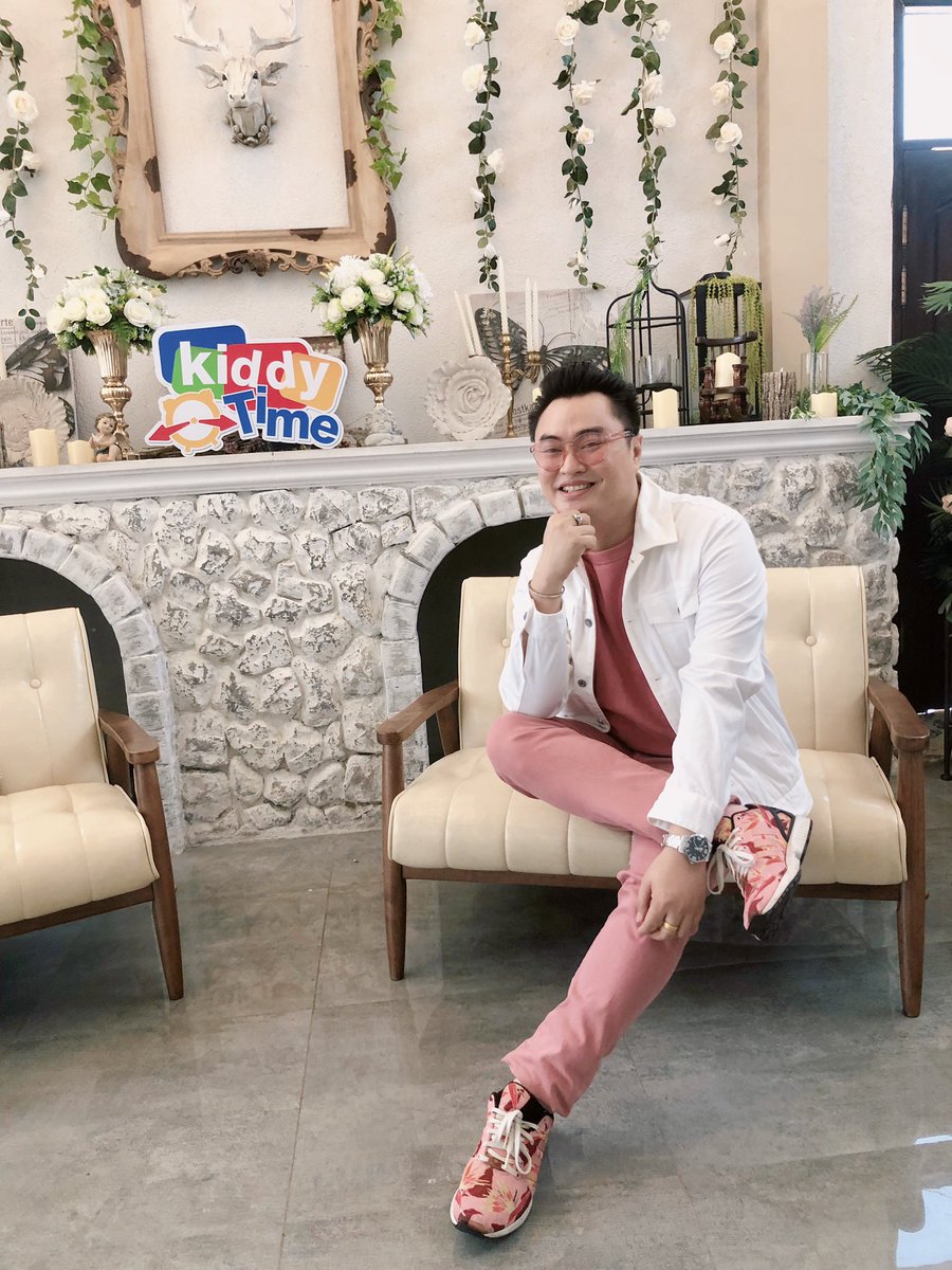 champzarr's tweet photo. “ งานพิธีกรแรกของเดือนนี้....ถ่ายรายการเด็กจ้า “

ขอบคุณโอกาสดีๆจาก #KidzioStudio ครับผม

#KiddyTime #Thanks #ChampzarrLucky
💖💖💖💖💖💖💖💖💖💖💖💖💖💖💖💖💖 https://t.co/txbyugE7b8