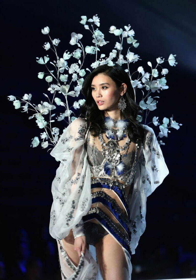 112. Ming Xi (Chinese model/took part in the VS fashion show) followed Joy on ig