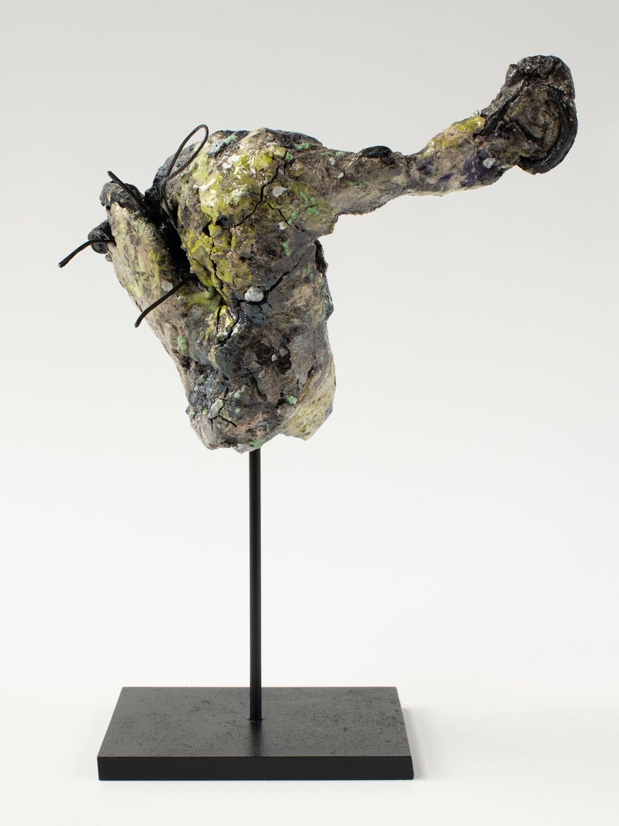 These new sculptures investigate a material, human &amp; personal response to the overwhelming impact of trauma, exploring new process' and techniques to represent the pathos. 
#sculpture #ceramics #art #sculpture