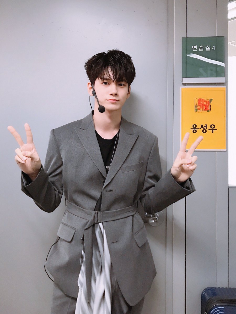 옹성우(ONG SEONG WU) tweet media