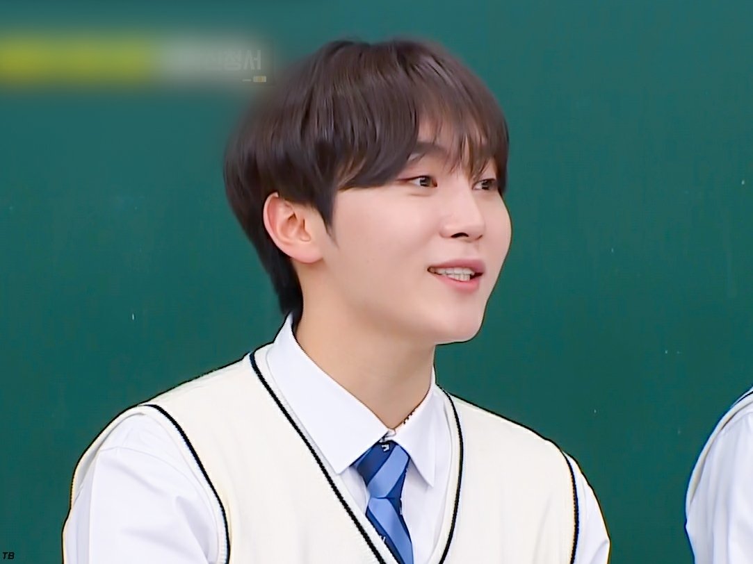 boo_today's tweet photo. 200328 아는형님 캡쳐 보정
#세븐틴 #승관 https://t.co/PZZEtLzamu