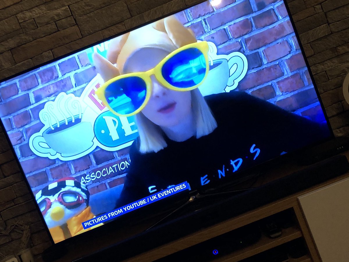 ukeventures's tweet image. Friends Virtual Quiz raising money for the @NHSuk @NHSCharities reached almost £94k so far. Quiz every Friday to raise more funds. How many do I need to do to help with testing @BorisJohnson? #IsolationLife #nhs #friends @FriendsTV @ComedyCentral