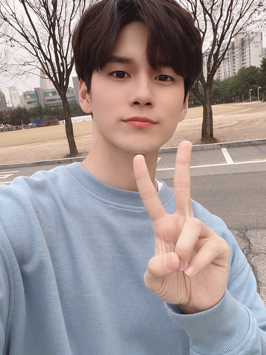 옹성우(ONG SEONG WU) tweet media