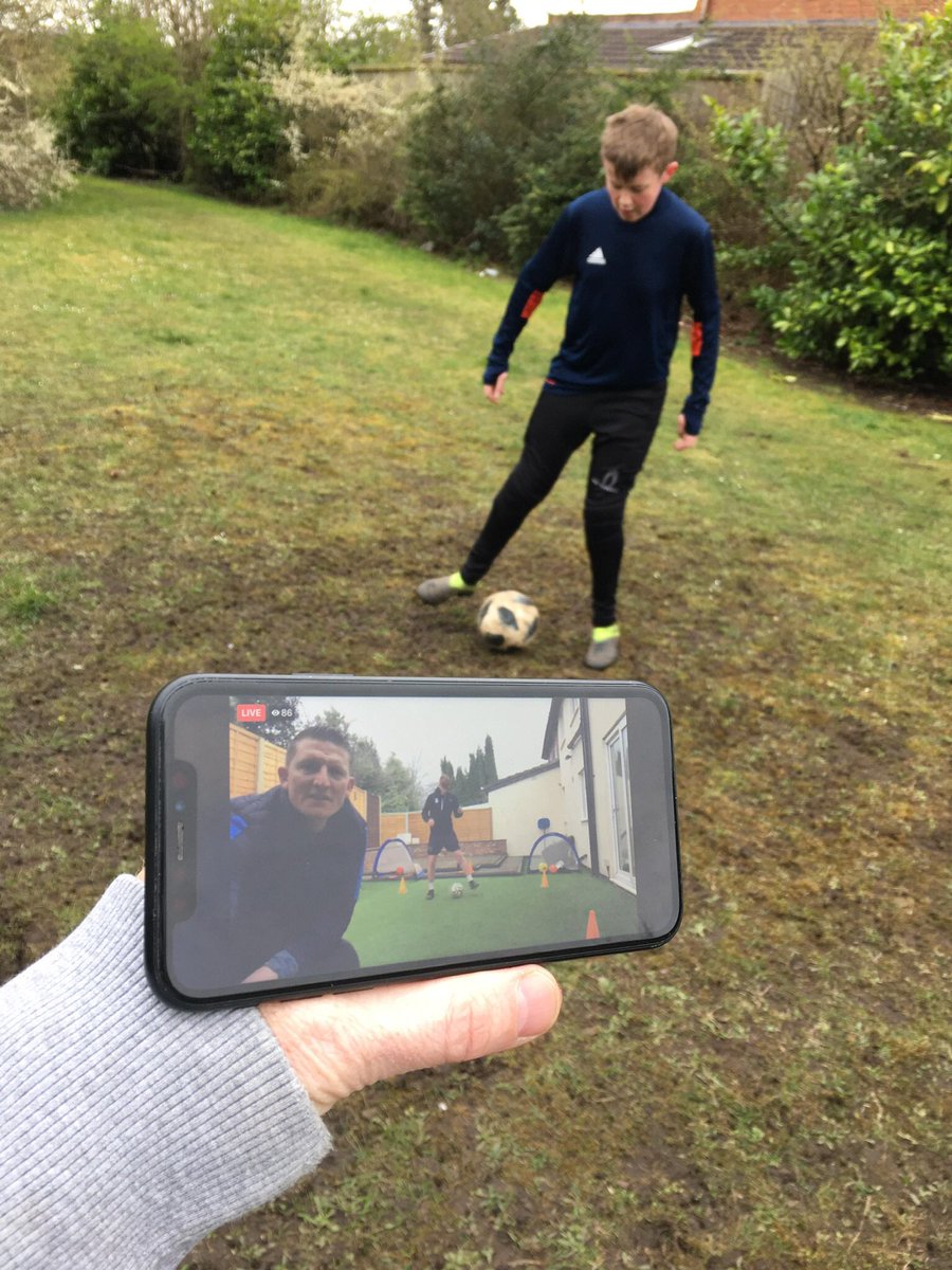 Ace Academy hosting virtual 121 sessions in this period

Over 1000 kids joined us yesterday 💜⚽️

Next ones Tuesday 👍🏻

facebook.com/events/s/ace-l…