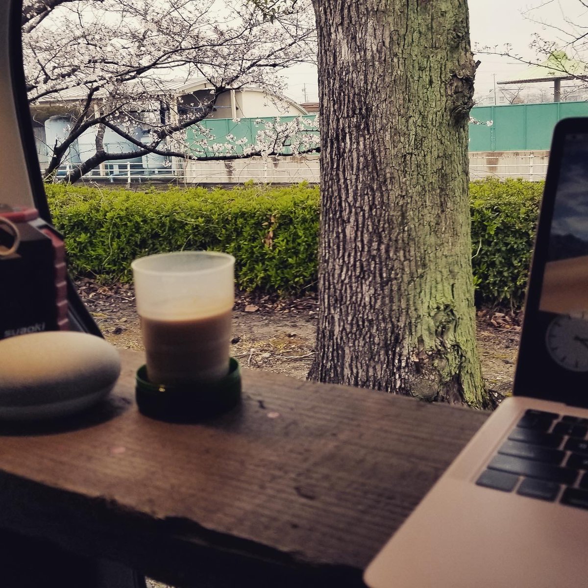 giisuu's tweet photo. #ハスラー を #diy で快適にする第二弾！ トランクに #足場板 で机（ #ラゲッジボード ）をつくる動画をアップしました❗️
https://t.co/30S24uLruF
こちらから、ぜひどうぞ😊

#ハスラーカスタム #車中泊 #リメイク #ラゲッジボード作製 https://t.co/lQSKU6C7cB
