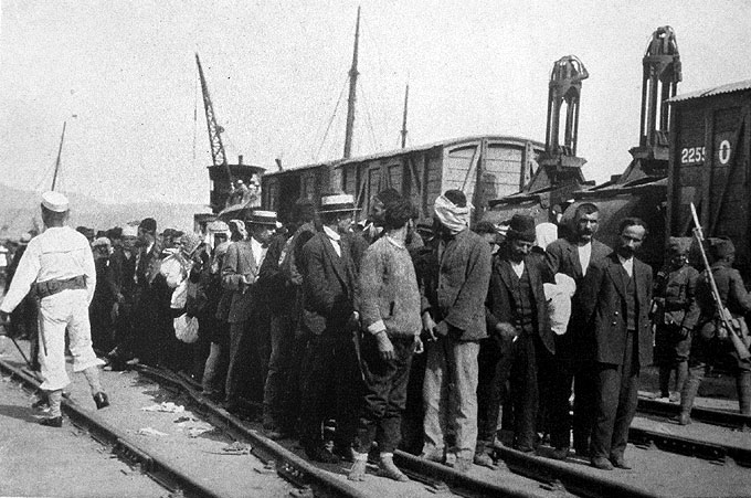 Greek_Genocide's tweet photo. In September 1922, Greek men were denied exit from Turkey with their families. Instead, they were rounded up then marched to the interior of #Turkey where the majority of them were tortured then massacred. Photo by Charles Dexter Morris at Smyrna. National Geographic, Nov 1925. https://t.co/QycvnV9wVJ