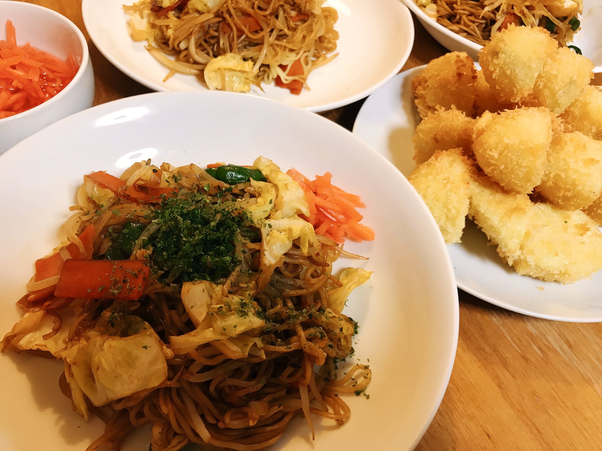 矢野絵里子 いもフライに 焼きそば 実家は栃木ですので 晩ごはん ばんごはん いもフライ 焼きそば Twitter家庭料理部 栃木 矢野絵里子 いもフライに 焼きそば 実家は栃木ですので 晩ごはん ばんごはん いもフライ 焼きそば Twitter家庭料理部 栃木