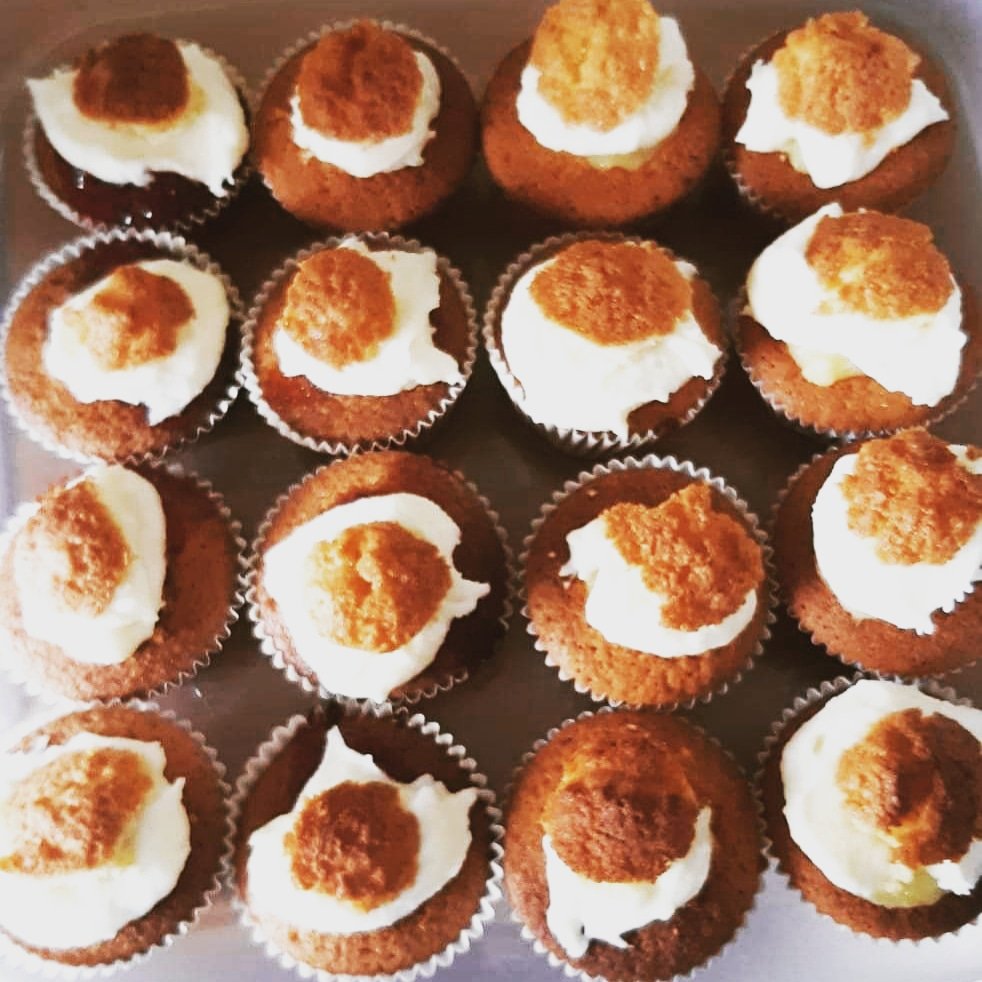What do you do when you fancy doing some baking...bake some fairy cakes of course!

They taste better than they look but zero points for presentation!

#homebaking #fairycakes #buttericing #jam #lemoncurd #calories #ditchthediet #hypnotherapy #hypnosis #selfhypnosis