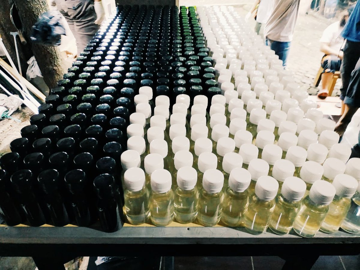 Dikasih kesempatan kali ini untuk turut membantu refill handsanitizer serta penyalurannya <a href="/GrabOnTwitt/">Sobat G.O.T</a> <a href="/GojekOnTwitt/">GOJEK ON TWITT</a> <a href="/YoGojekYo/">𝕃𝕚𝕒𝕞 𝔾</a>