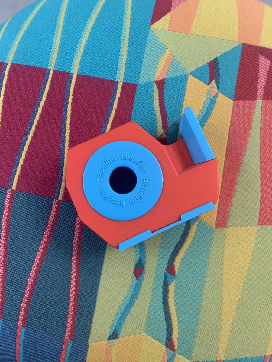 MaisonObjet's tweet photo. With creations as colorful as her own eccentric style, Laura Bethan Wood is a veritable antidote to doom &amp; gloom. Go on an inspiring journey by taking a virtual step into her London studio &amp; discover her most treasured items from all over the world: https://t.co/99uHeePxqd https://t.co/Mod1PhuSbs