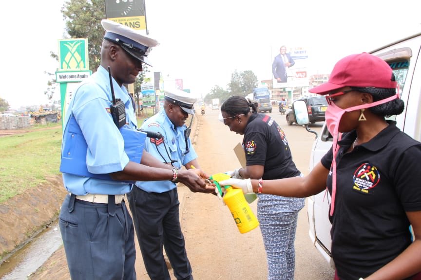 pkimani99's tweet photo. ⁦⁦@KWamatangi⁩  Taking the fight against CORONA VIRUS to the frontline! https://t.co/hrmptJmzv7