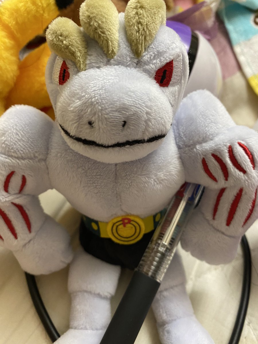なっちゃん ポケるん らぶ とっきー推しでありmc推し Pa Twitter ペンを持つゴーリキー ポケモン ゴーリキー