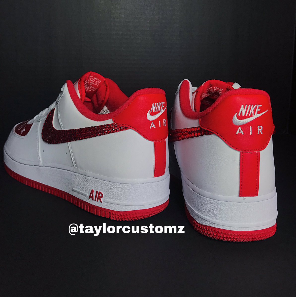 taylorcustomz's tweet photo. Red Louis Vuitton Crystal Air Force 1s. Available in all colors. #lvcustom #af1custom #louisvuitton https://t.co/8NwgORtVc5
