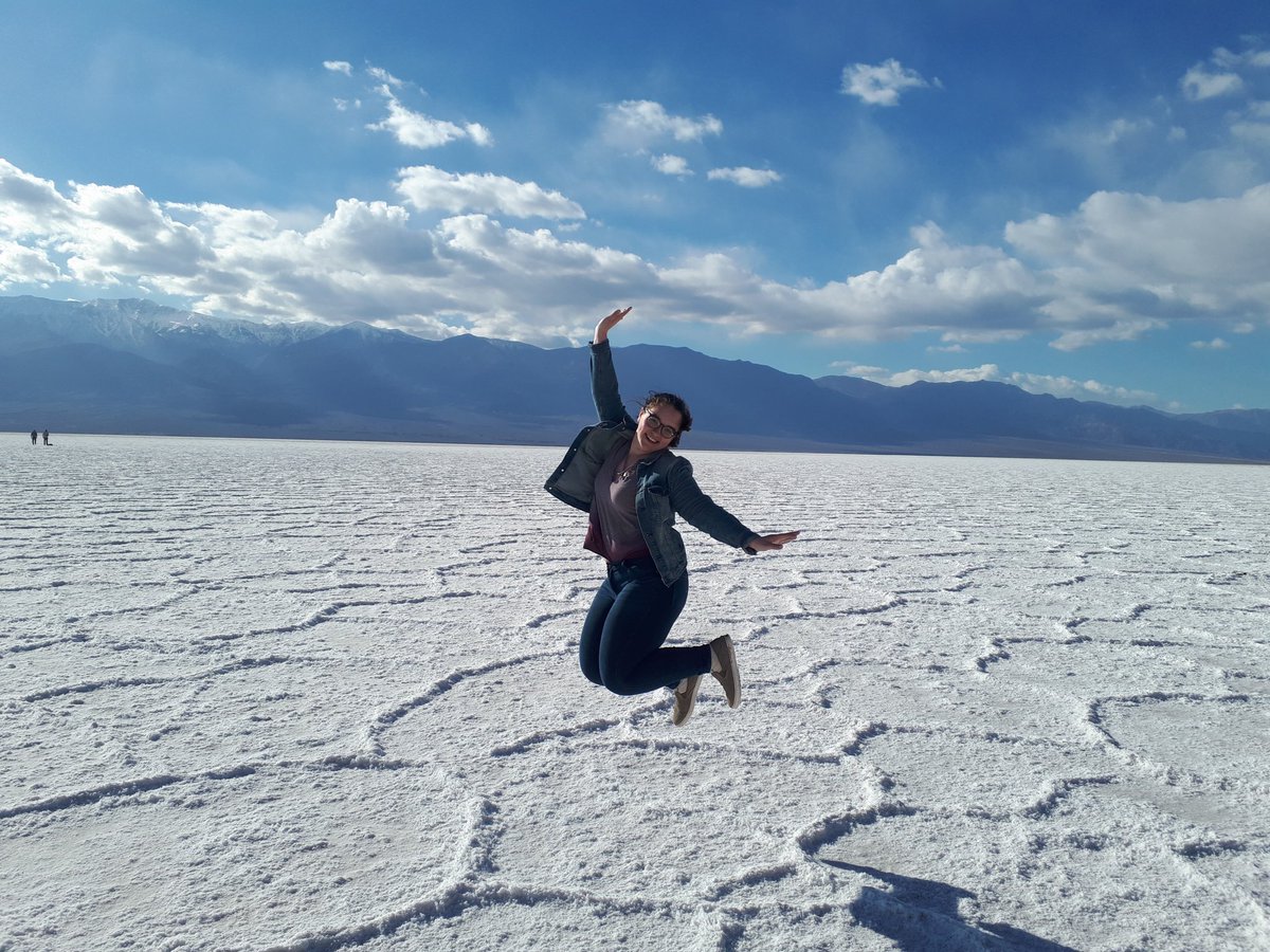 ImpactfulRocks's tweet photo. Day 4 of #7DaysofFieldwork! A field course brought me to #DeathValley and the small town of Shoshone #California! 🇺🇲 We mapped large terrains of volcanic rocks and sedimentary stratigraphy and we were lucky enough to get a day break to be tourists in Death Valley National Park! https://t.co/quuLZWs7L1