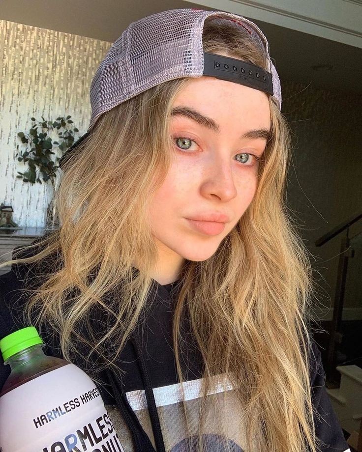 anna on X: “sabrina carpenter without makeup appreciation post 