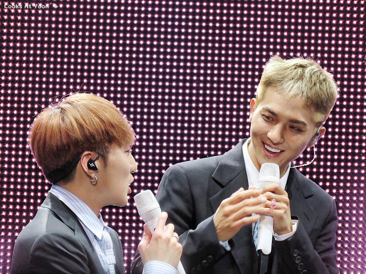 Happy Brrrrr Day🌻🐻

#GeniusMINOday #HappyMINOday
#3월30일미노꽃이만개