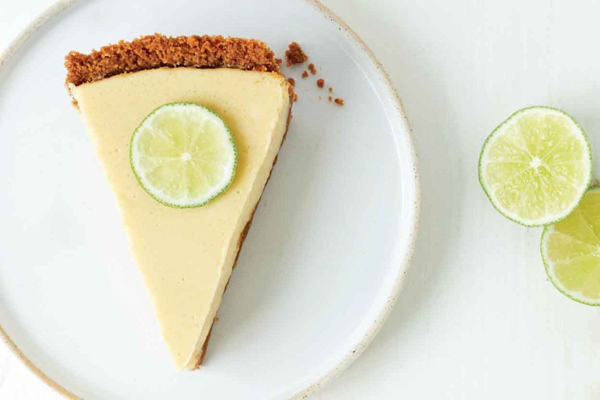 LocalScoopCLT's tweet photo. Thank you to all who voted....Key Lime Pie won, just barely over Carrot Cake!  Order today to enjoy this tart, bring you to Key West in your backyard sort of dessert! #OrderOnline #CurbsidePickup #LocalScoopCLT #SupportLocal #discoverclt #cltfind #cltfive
https://t.co/LqApHKGwrG https://t.co/4YjxidXLQj