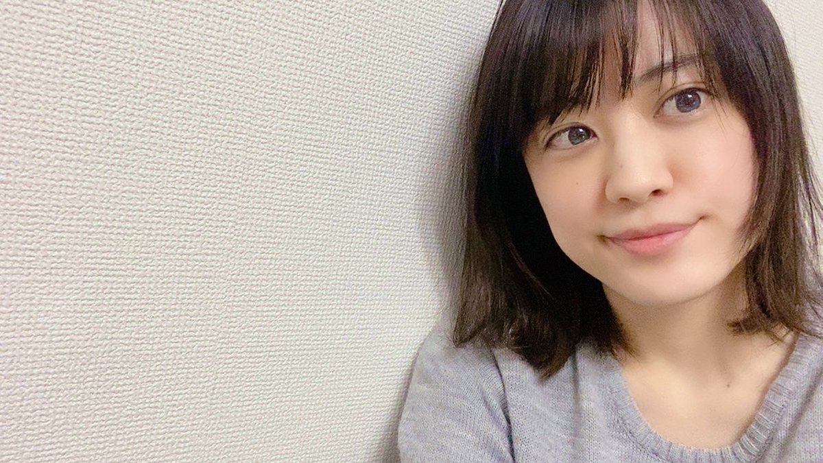 福田沙紀 カラコンしてみたいけど したことないからアプリでやってみた おぉ 変わってるぅー おやすみなさい