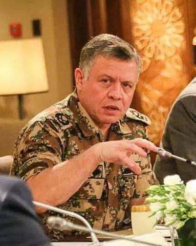 Hagi_Ataalj's tweet photo. #الأردن،مثل كل دول العالم، في خضم صراع رهيب ضد #فيروس_كورونا. هنا في بلدي أظهر شعبنا الأردني شجاعتهم وثباتهم من خلال القيام بكل ما هو ضروري لدرء الخطر عن أنفسهم وعن عائلاتهم وعن مجتمعهم بإذن الله سنحافظ على وقفتنا التضامنية وسنتخطى معاً هذه المرحلة العصيبة
#أبشر_سيدنا
#نحنا_قدها https://t.co/o37MoD1DVY