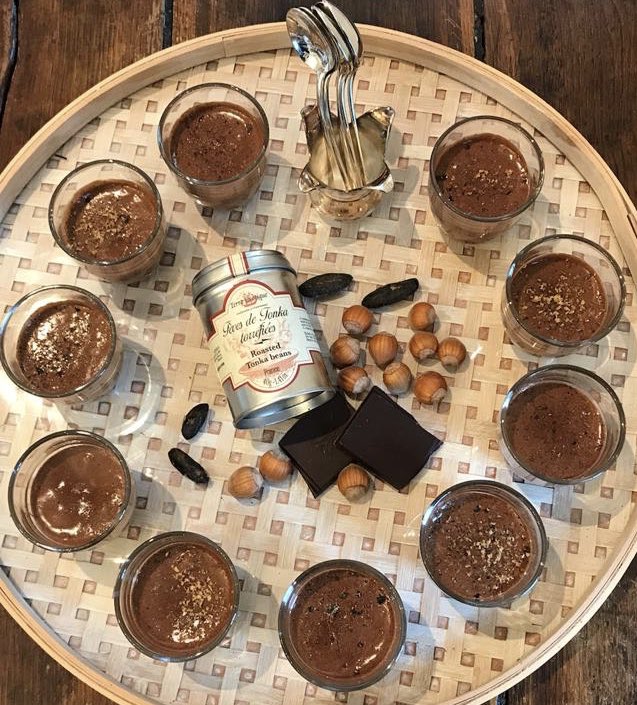 Le raffinement au quotidien, c’est tout l’esprit #terreexotique, quoi qu’il advienne ! Agrémentez le #confinement, donnez libre court à votre créativité et faites plaisir à vos proches avec notre collection de près de 500 #poivres, aromates, épices et assemblages exclusifs !