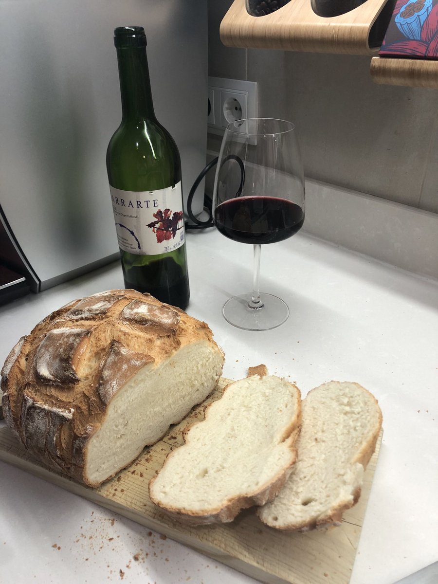 salagomate's tweet photo. Al pan pan y al vino vino. Feliz domingo https://t.co/P48DkLC749
