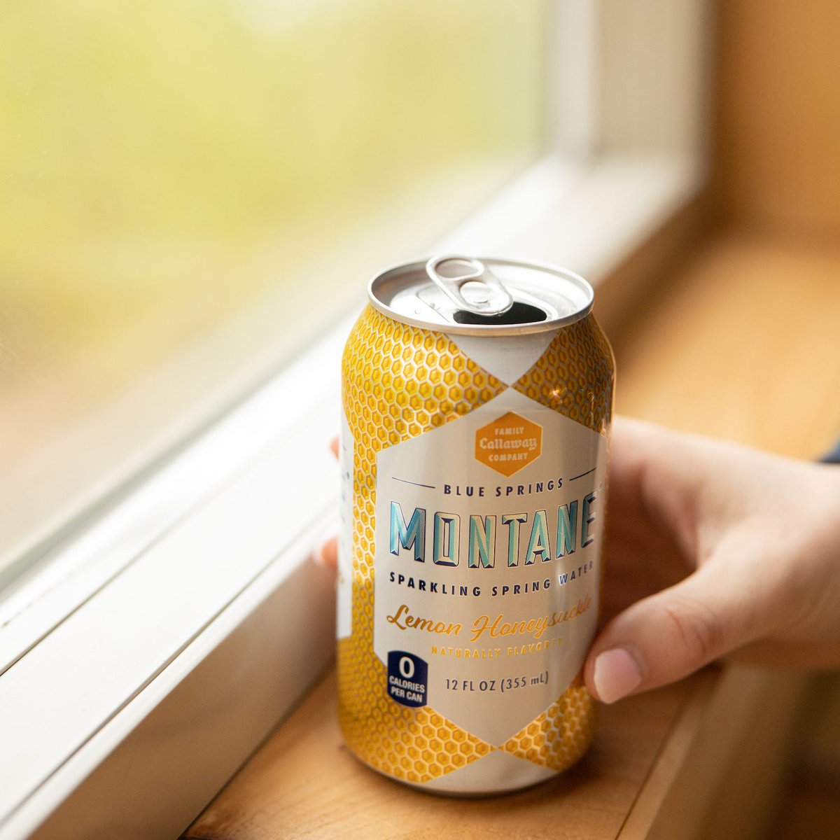 MontaneWater's tweet photo. Getting ready for Monday with our own can of sunshine 🌼 https://t.co/T0WDt4FCdL