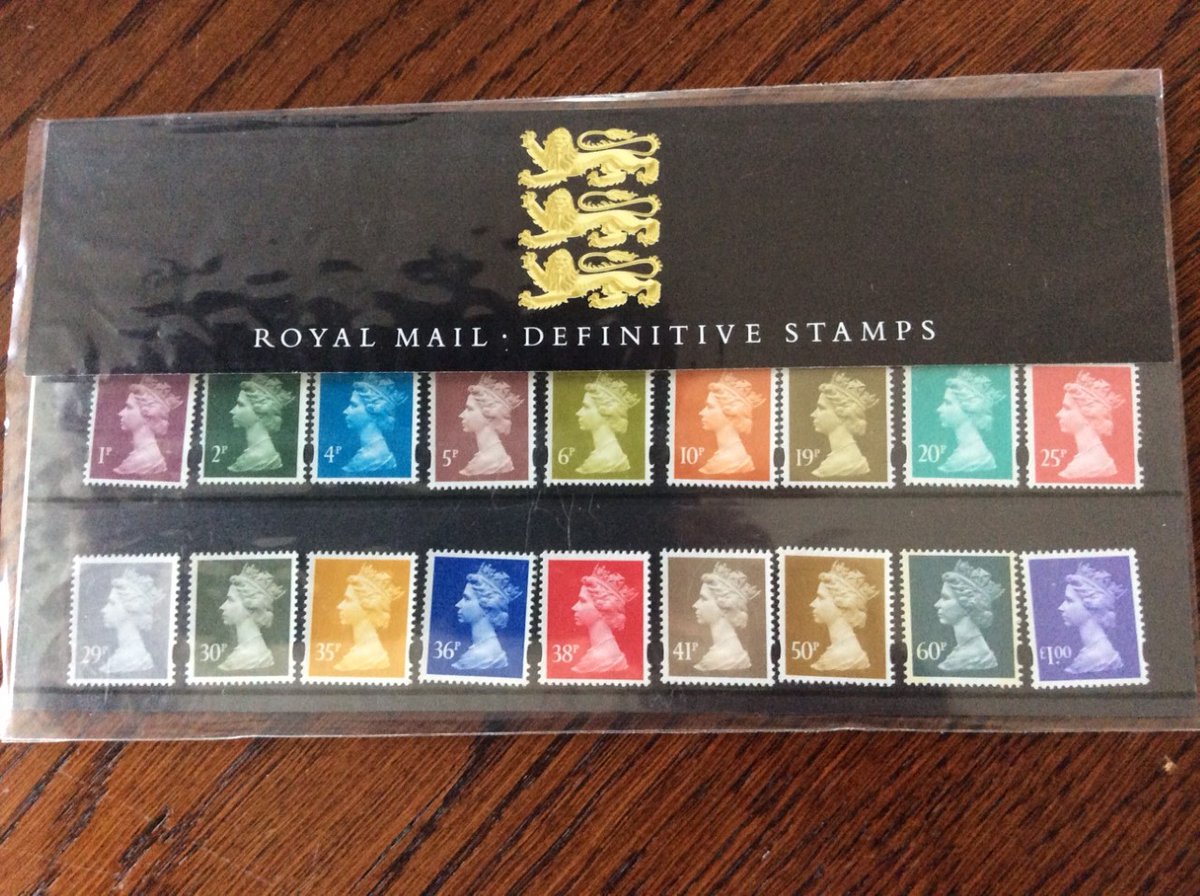 SeivadStamps's tweet photo. 1995 Definitive Stamp Pack 1p to ยฃ1 #stamp #stamps #philatelists #philately #stampcollector #stampcollection #stampcollecting #postagestampsuk #postalstamps #royalmail #royalmailstamps #postagestamps #collectingstamp #definitivestamps #presentationpacks https://t.co/yfULDeQcVl