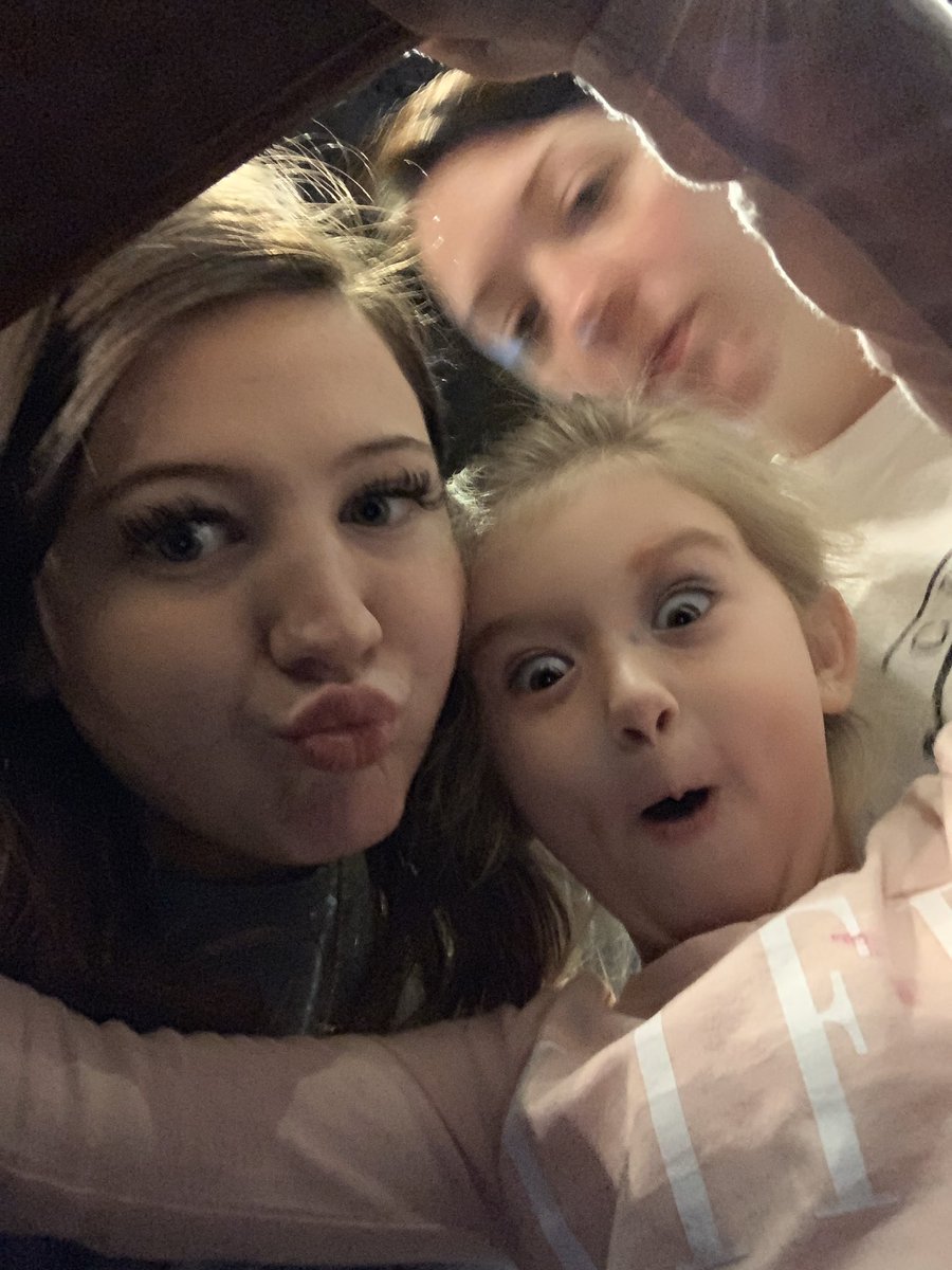 kels tweet media