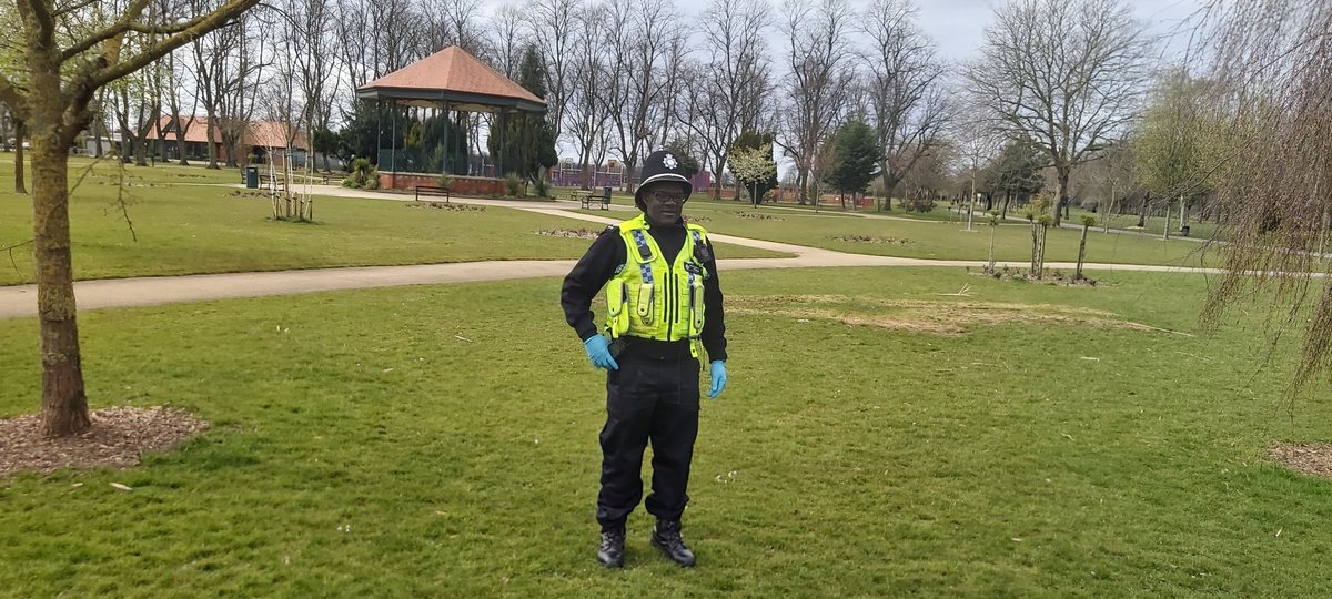 # GOOLE

Your local Policing team out on patrol today providing a reassuring presence to our community. Good to see that the public are abiding by the guidelines to stay at home #inyourcommunity #staysafe