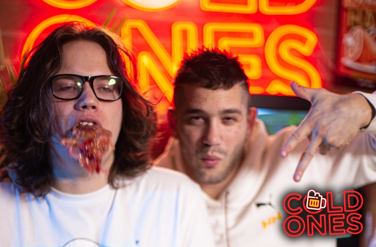 ColdOnes's tweet photo. GET READY! 🍻

Our Next Episode with @rackareal is going live in 4 HOURS! ⏰

Here's a perfectly timed photo from the aftermath (this one got messy.) 🤮

🔔SUBSCRIBE : https://t.co/Ux0ZjAbfla https://t.co/IUt8POStzV