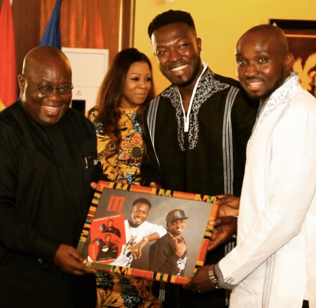 ReggieNBollie's tweet photo. As we’re celebrating our president’s birthday, we might as well rub it in that @nakufoaddo endorsed our first album #uncommonfavours back in 2018 so you can imagine who will have the first listen to our 2nd album after we kick out corona virus😂🇬🇭. #happybirthdaysir #Blessings https://t.co/KWYXNM4XJa