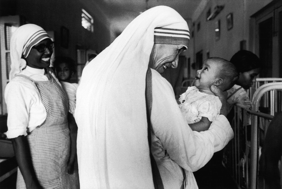 "I want you to be concerned about your next door neighbor." -St. Mother Teresa #PraytoEndCoronavirus #PrayTogether