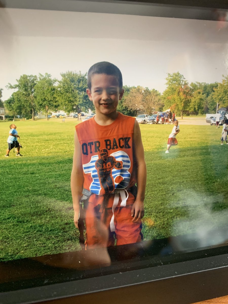 jensmithRHS15's tweet photo. HAPPY 18th BIRTHDAY JRADON. Couldn’t be more proud of who you are and what you’re becoming. #adventureiswaiting #uniquelyshapetheworld https://t.co/24cvrkyY88