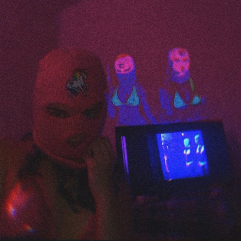 𝘽 𝘼 𝙀 𝘽 𝙔 tweet media