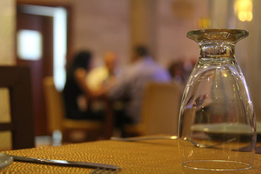 MirasolHotel's tweet photo. En #MirasolRest seguimos trabajando tomando las previsiones necesarias para la prevención del #COVID19, por los momentos solo contamos con el servicio de #Delivery 🛵 y #Pickup, esperamos poder tenerlos pronto sentados y compartiendo en nuestras mesas.
.

#PuntoFijo #Paraguana https://t.co/S91PISqjHA