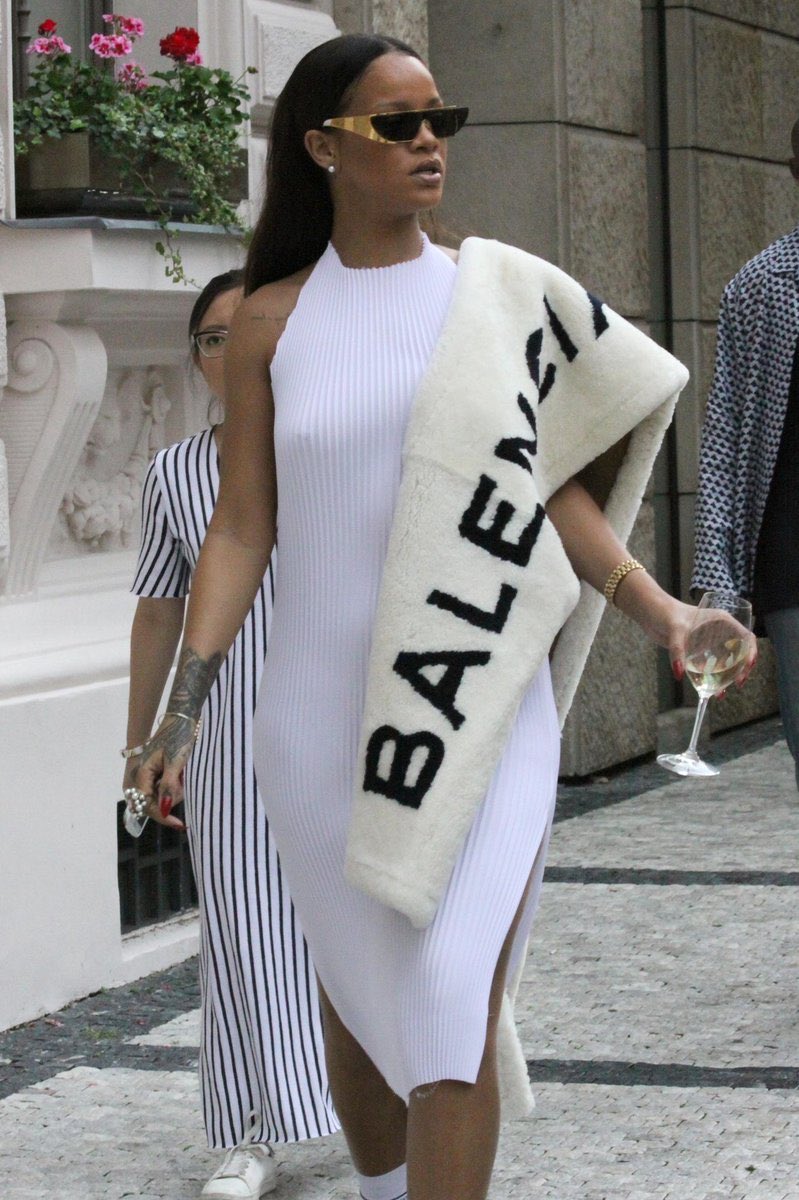 fentxyy's tweet photo. This look is elite ☁️ https://t.co/kvXS2FemCQ
