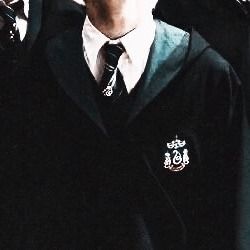 • San - Draco Malfoy ( Harry Potter)