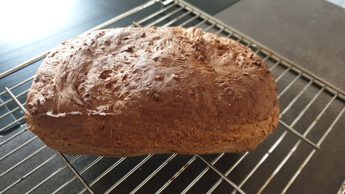 Clare2ELT's tweet photo. In case anyone needs non sporty distractions... I just made this (&amp;am wafting delicious smell through Twitter at you!) #MaWSIGFunFest https://t.co/eAl1cPhl8Z
