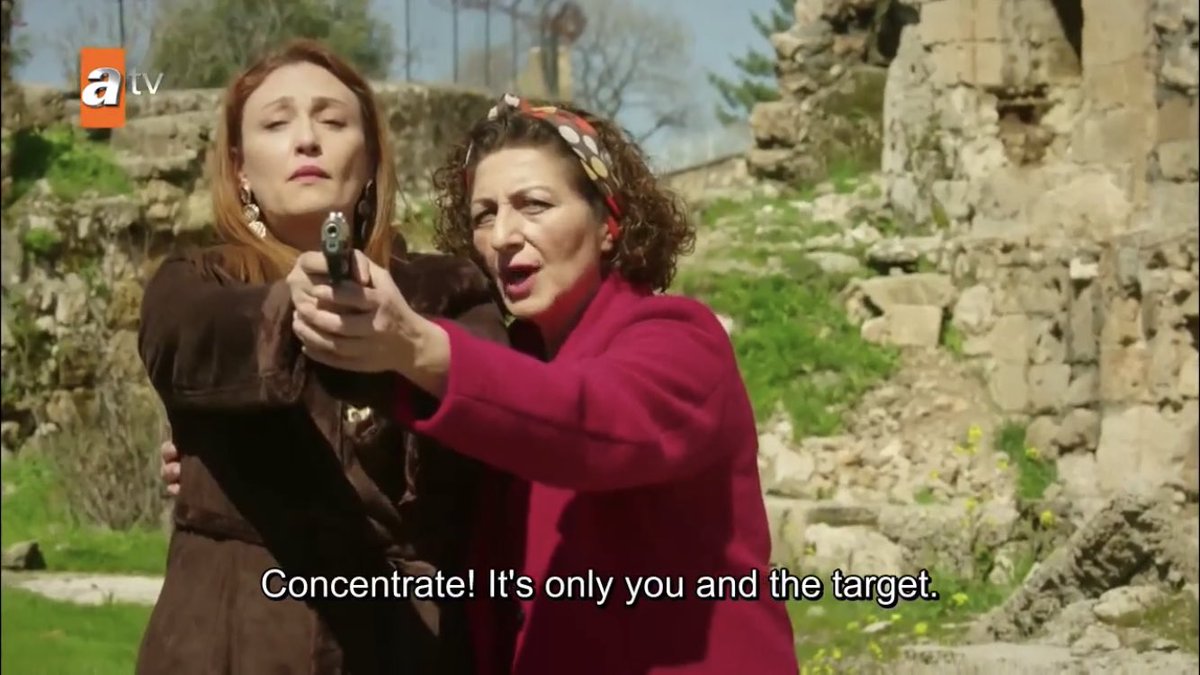 this scene but it’s reyyan teaching miran how to shoot, ‘cause she’s clearly the one who has the guts to do it lbh  #Hercai