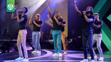 AlucardTheCrown's tweet photo. Family voices Zimbabwe, they did really good. 
#oldmutualamazingvoices 
#AmazingVoicesAfrica https://t.co/qTXx3yJrCT