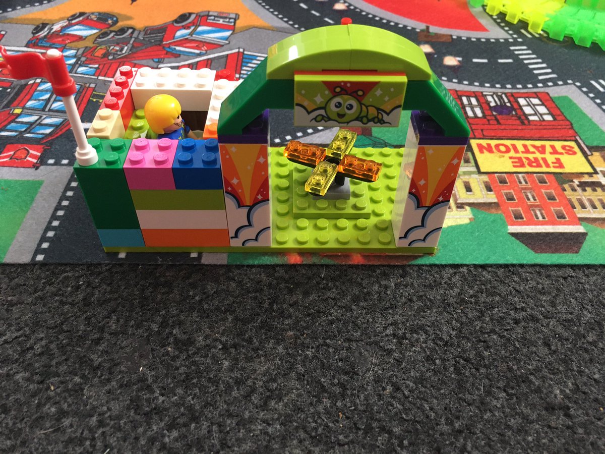 ClaireHendry39's tweet photo. Welcome to Rainbow land @RYA_YOUTHCLUB we have two rollercoasters, house of mirrors, food stall of course 😂 🌈 ❤️💙 #legobuildchallenge #familytime #create https://t.co/MKYcf2XLoz