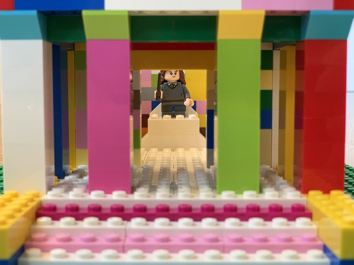 sentantiq's tweet image. When Classicists isolate:  My friend David Jacobson and his temple to Hermione