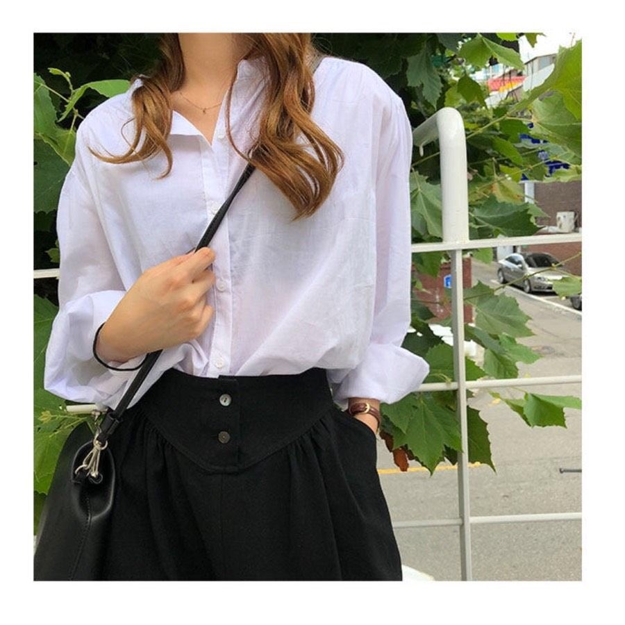 LovelyStyle18's tweet photo. 🎗ELINASEA OVER SHIRT (EQ) 
🧶อก 40" (จริงๆได้ถึง44") เอว 44" สะโพก 44" แ���นยาว 24" เสื้อยาวหน้า 23" เสื้อยาว หลัง 25"
💸250.-
#เสื้อเชิ้ตผู้หญิง #เสื้อโอเวอร์ไซส์ #เสื้อเชิ้ตเกาหลี #เสื้อเชิ้ตสีขาว #เสื้อเชิ้ตแขนยาว #เสื้อเชิ้ตวินเทจ #เสื้อเชิ้ตสีพื้น #เสื้อเชิ้ต��อเวอร์ไซส์ https://t.co/rpIYUm8NQA