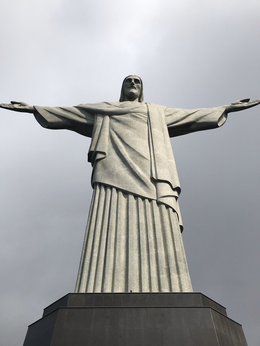 besides_obvious's tweet photo. ✨ R i o D e J a n e i r o ✨ https://t.co/TByKcnIVLw our city guide is available on the blog 👉 #besidestheobvious #travelblog #linkinbio #brazil #brasil #copacabana #leblon #ipanema #cristo #southamerica #travel #viajar #viagem https://t.co/Zp0Iv76sWr
