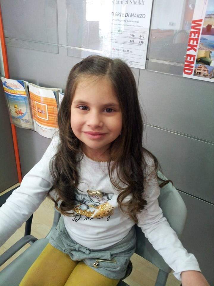 RossellaPagano4's tweet photo. Vi presento Rebecca, figlia di un'agente di viaggi, da grande è il lavoro che vorrebbe fare anche lei...!
 Uniti ce la faremo, il turismo non può morire!
#ilturismosostienelitalia #nonsmetteremodiviaggiare 
#agenziediviaggi https://t.co/bvlKDCVRnK
