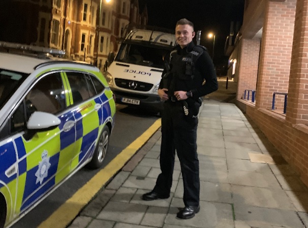 nottspolice's tweet photo. THANK YOU: Massive thank you to all of the Special Constables doing frontline work during the #Coronavirus outbreak

#KeepingYouSafe #StayHomeSaveLives

https://t.co/TUxLV1p3mj https://t.co/9qOQLjE53c