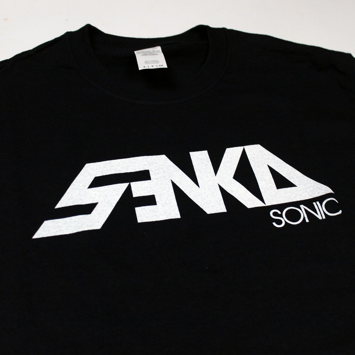 SenkaSonic's tweet photo. Logo T's! @Dubphizix  &amp; SenkaSonic . Sourced &amp; printed by Tommy Bait in MCR: https://t.co/vKsFknjlmn https://t.co/5xLU6pRHWG