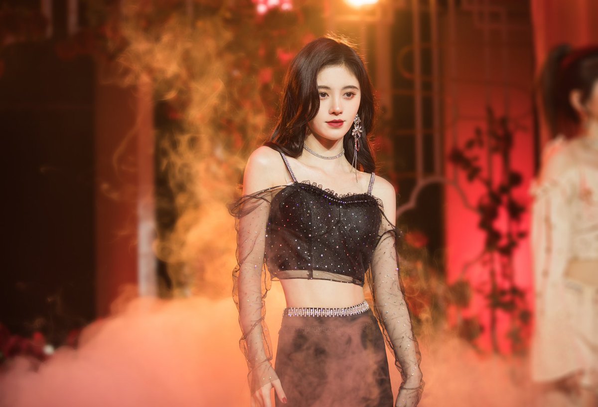 jingyipics's tweet photo. 爱未央 https://t.co/lWL3A8t4ZQ