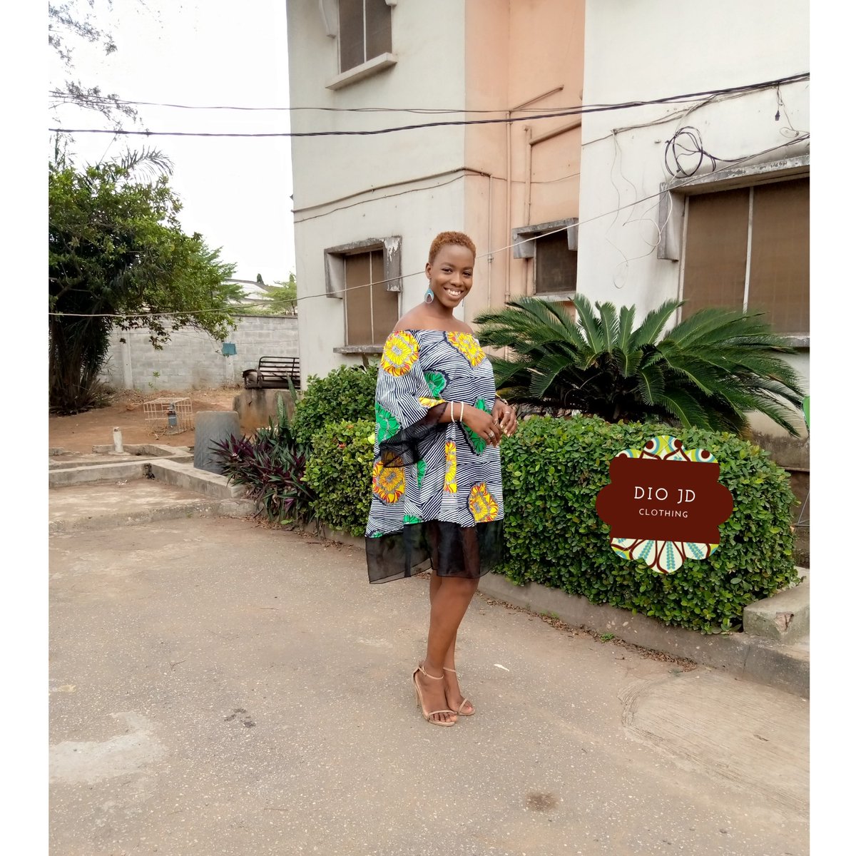 DioJD_'s tweet photo. Hola lovelies... Order for your lovely dress #casual #ankara #StayAtHomeAndStaySafe #DioJD #fashion https://t.co/cQumCMX2E7